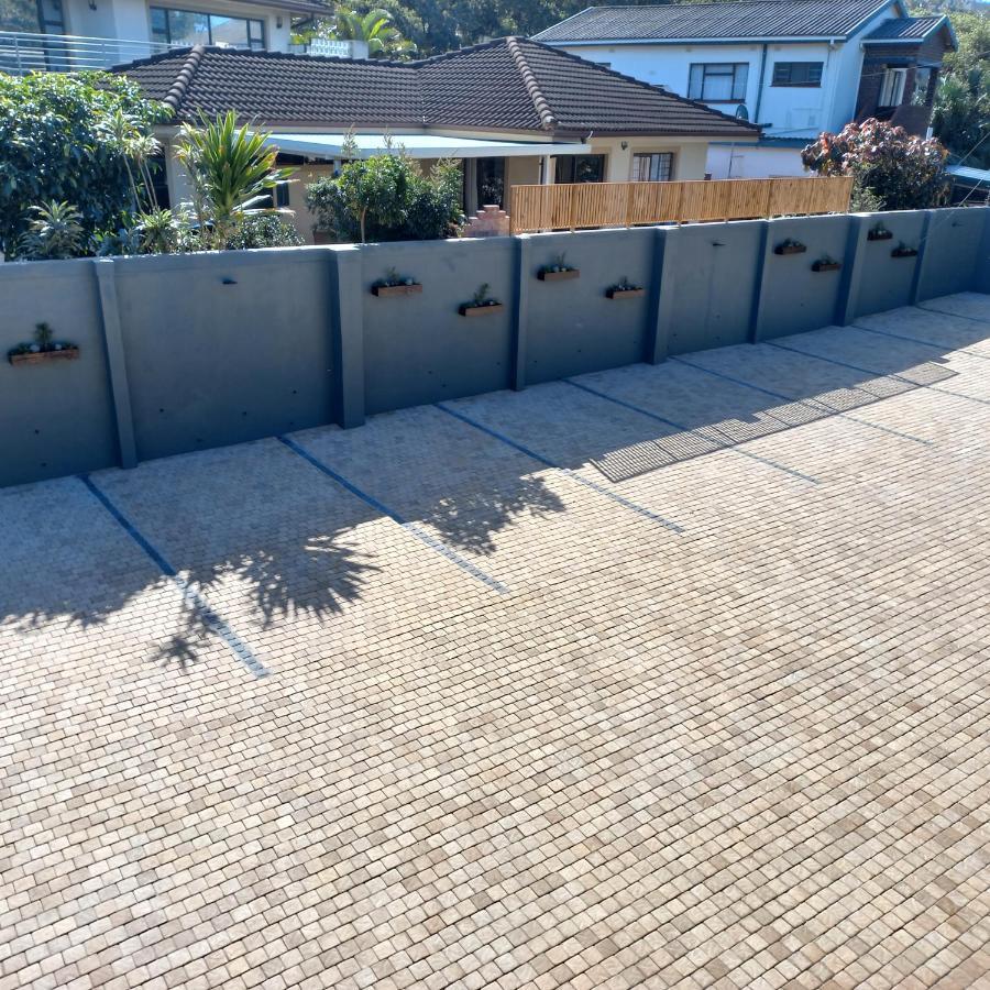 Le Bezz Guesthouse Ballito Eksteriør bilde