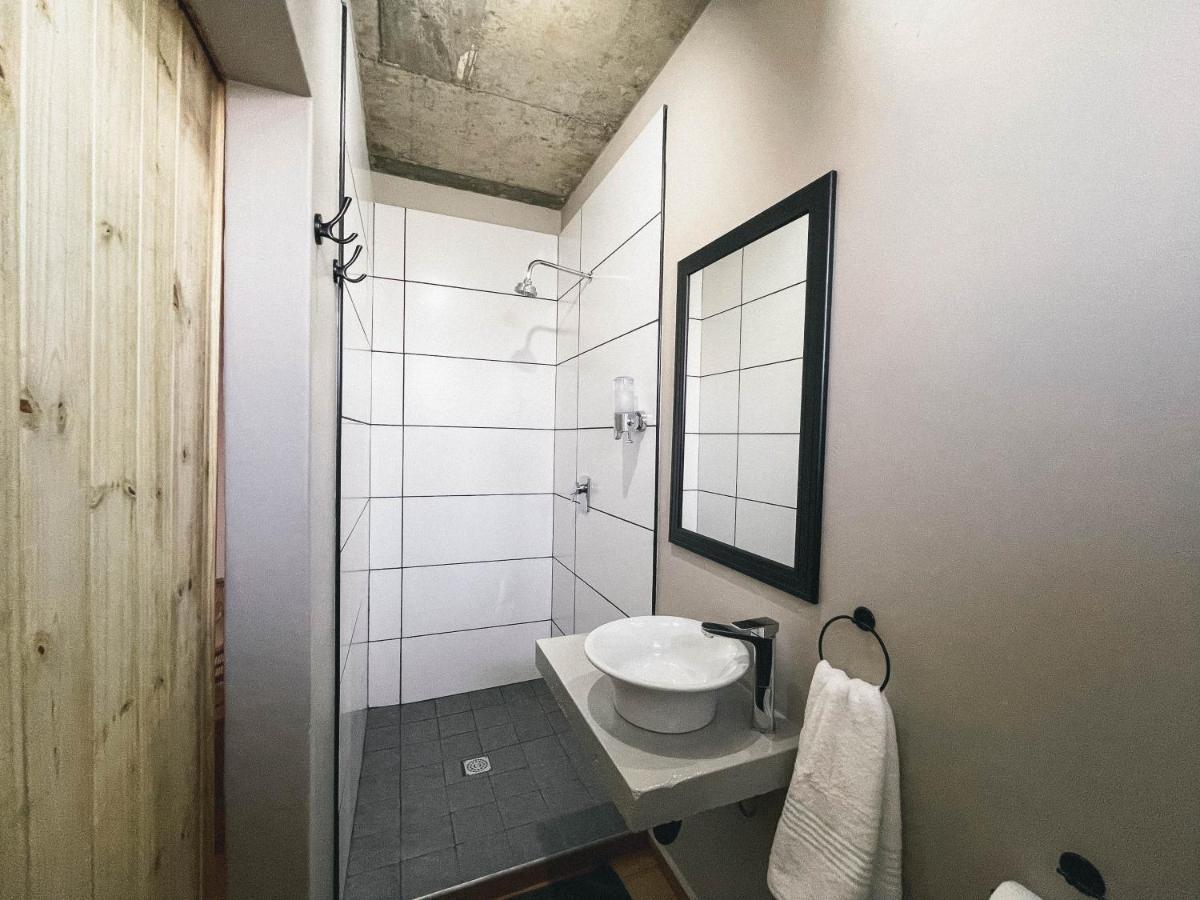 Le Bezz Guesthouse Ballito Eksteriør bilde