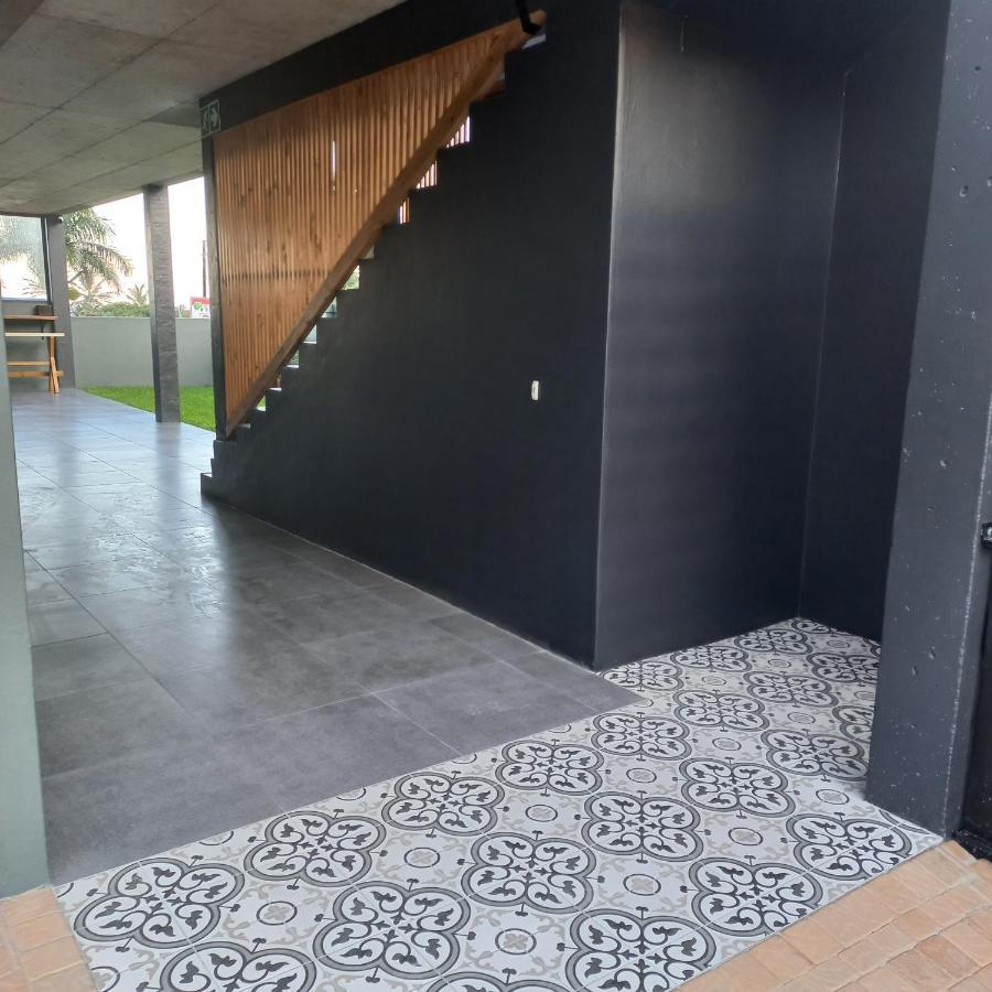 Le Bezz Guesthouse Ballito Eksteriør bilde